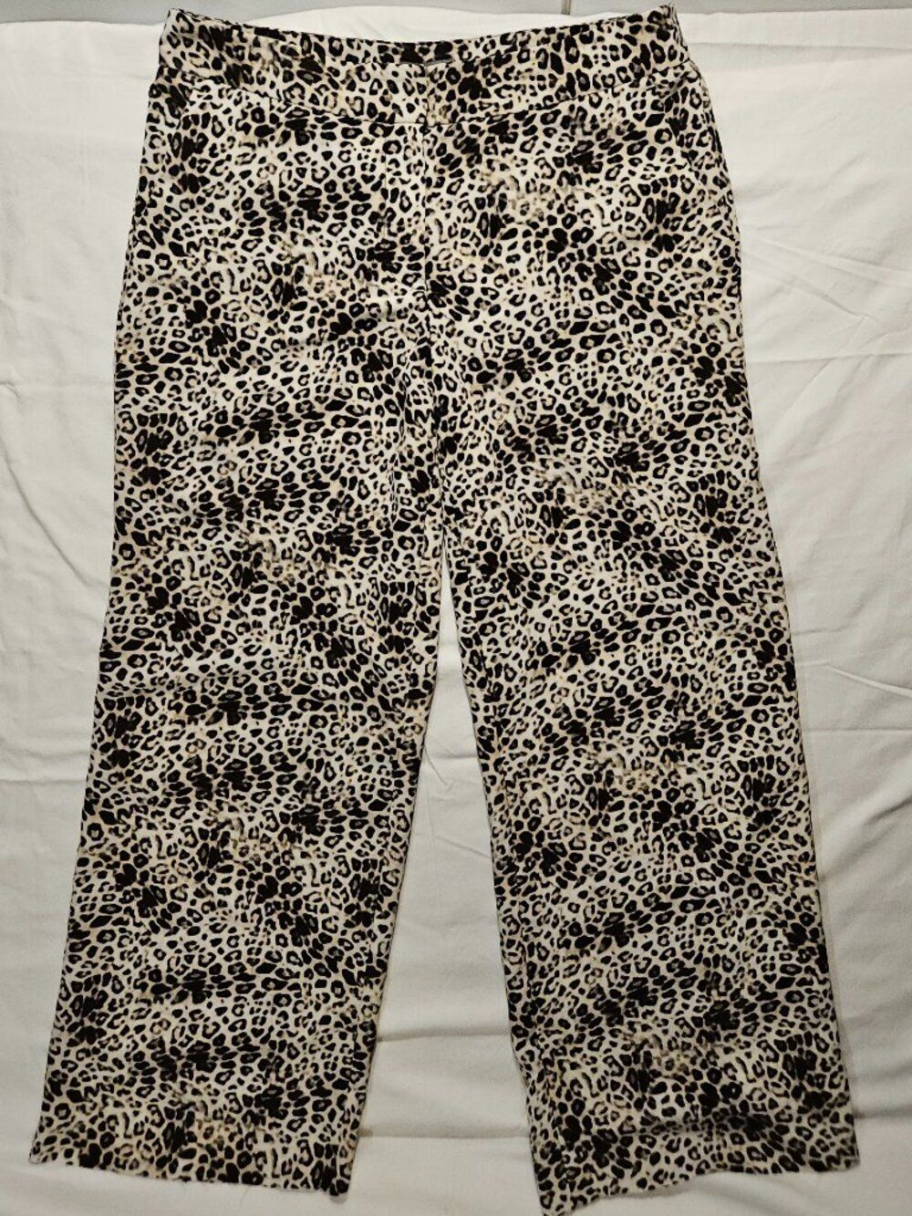 Vince Camuto Leopard Print Wide Leg Trousers Pants - Size 8
